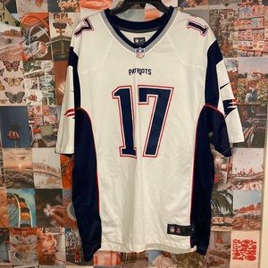 ❌SOLD❌ Nike NFL Patriots #17 Antonio Brown XL White Jersey